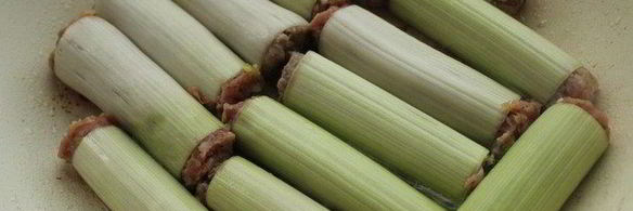 фаршированный порей в сливочном соусе, запеченный под сыром джюгас