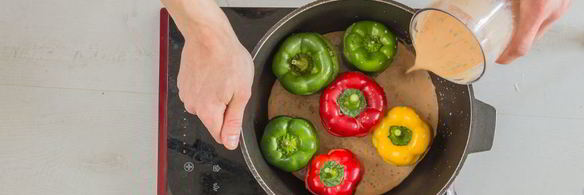 фаршированные перцы в сметанном соусе