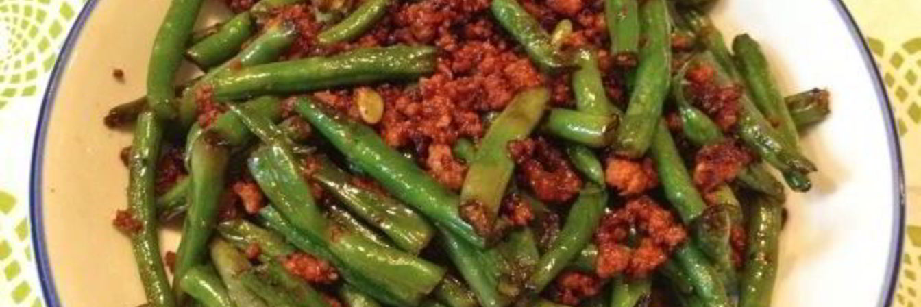 Фасоль со свининой