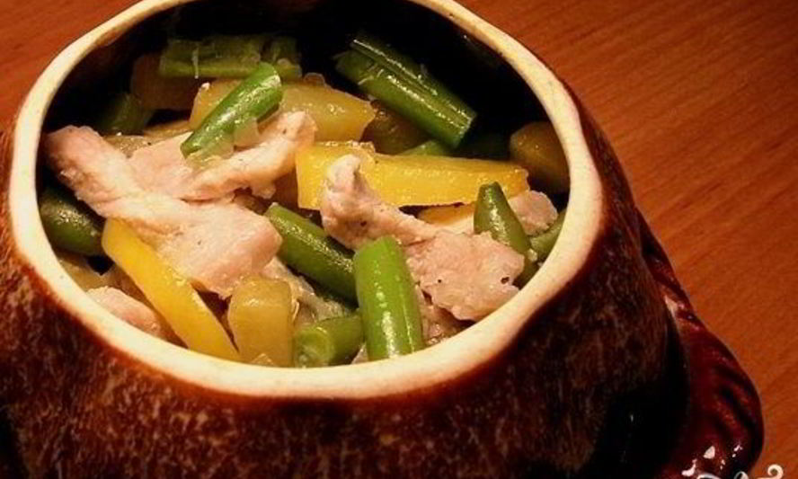 Рецепт фасоли стручковой со свининой