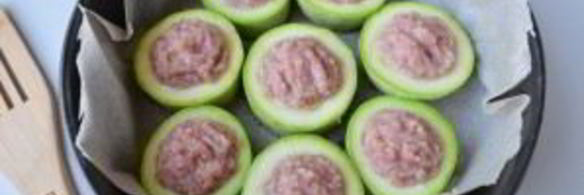 кабачки, фаршированные индейкой