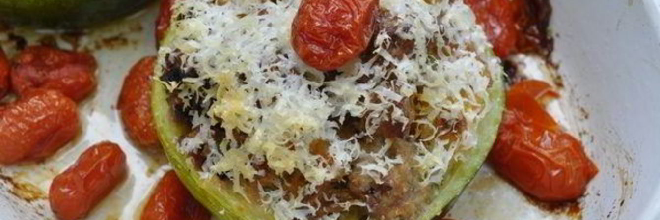 Кабачки, запеченные с грибами и сыром