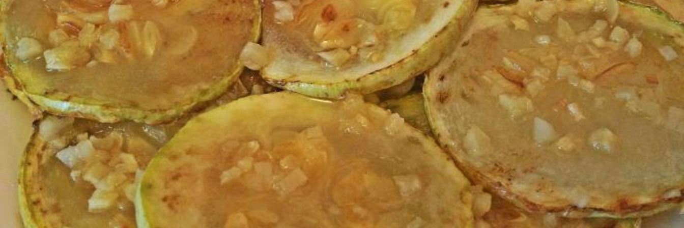 Кабачки жареные с чесноком