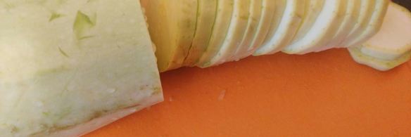 кабачки жареные с чесноком