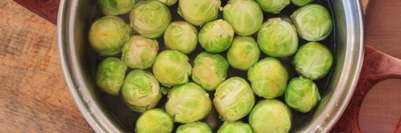 капуста брюссельская с соусом