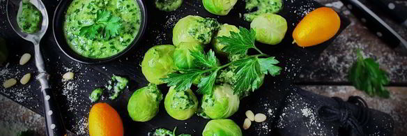 капуста брюссельская с соусом