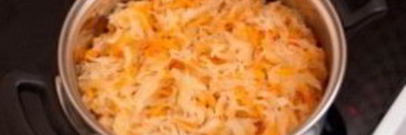 капуста кислая, тушенная с мясом