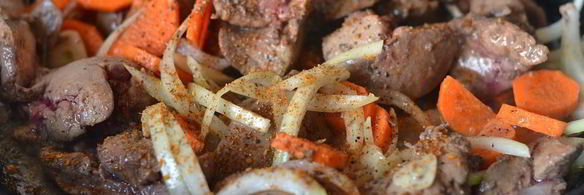 картофель тушеный с куриной печенью