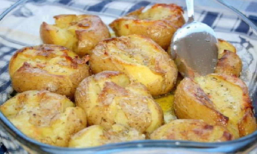 Рецепт картофеля в кожуре, запеченный в духовке