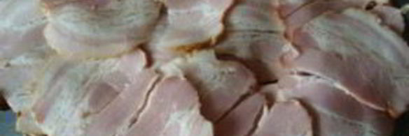 картофель, запеченный с мясом и грибами