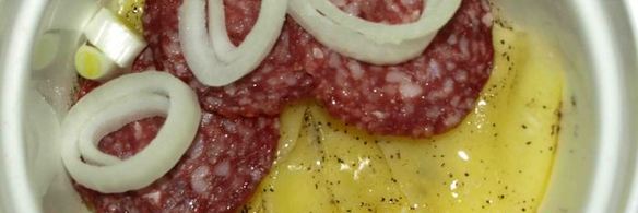 картофель, запеченный с салями