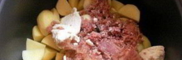 картошка с тушенкой в мультиварке