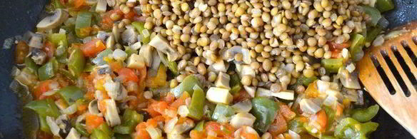 мусака из грибов и чечевицы