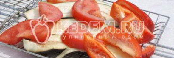 овощи на гриле с копченостями