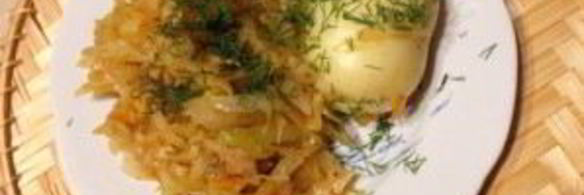 свежая капуста тушеная с курицей