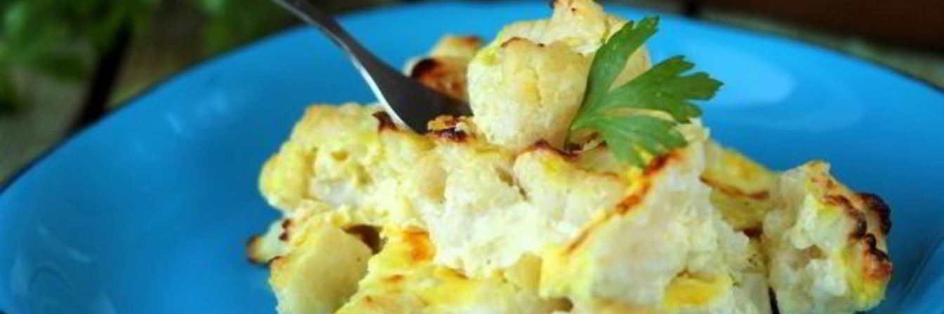 Цветная капуста под сырным соусом