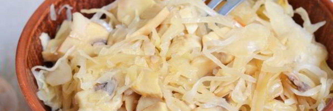 Тушеная квашеная капуста с грибами