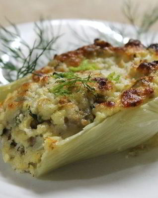 Запеченный фаршированный фенхель