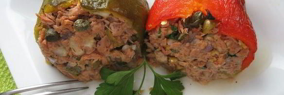 запеченный перец, фаршированный тунцом