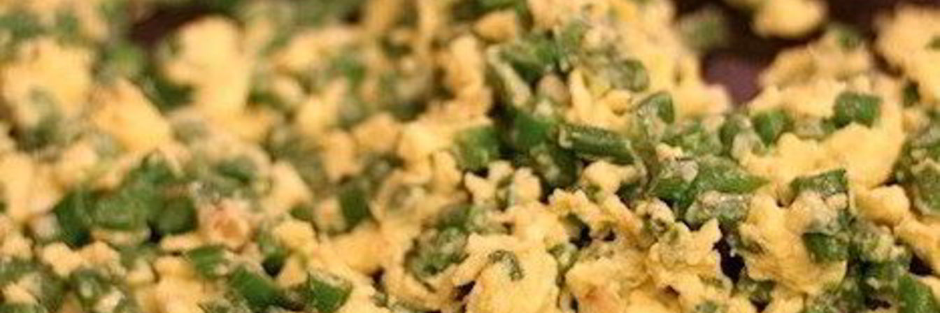 Зеленая фасоль с яйцом