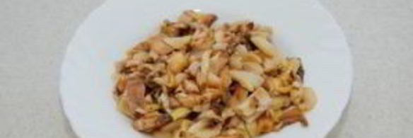 куриная печень с грибами в сметане