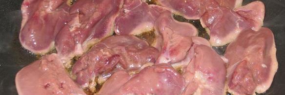 куриная печень с яблоками