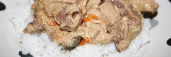 нежная говяжья печень в сметанном соусе