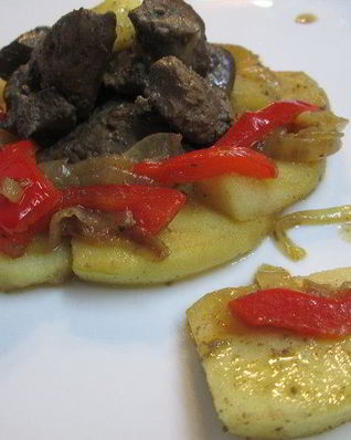 Печень индейки с яблоками