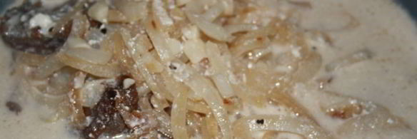 печень нежность в сметанно-луковом соусе