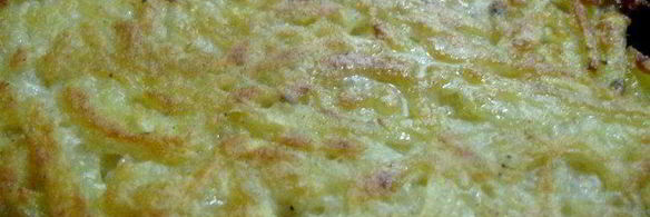 печень с грибами на картофельном блине