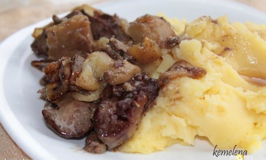 Рецепт печени с яблоками