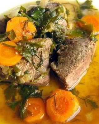 Тушеная печень с луком и морковью