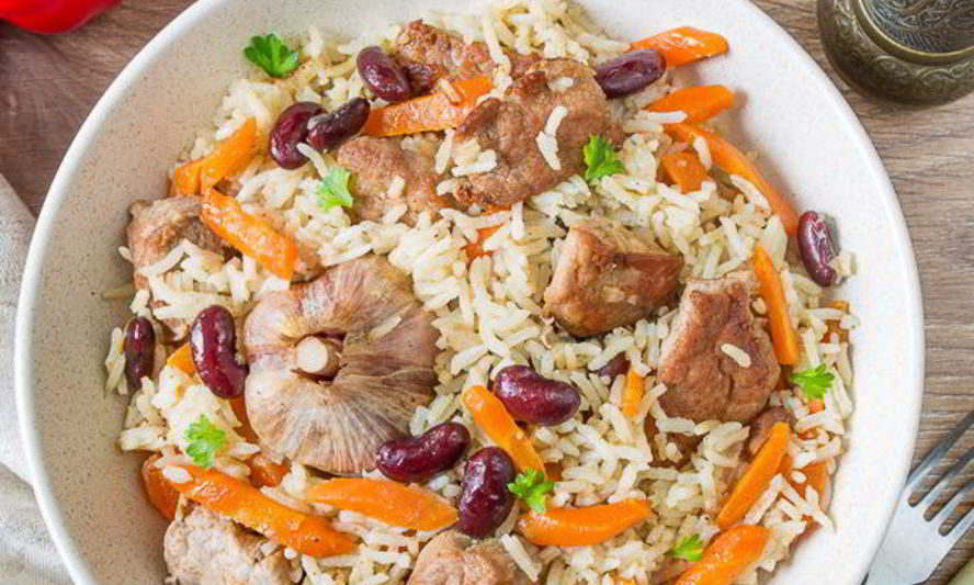 Рецепт быстрого плова со свининой и фасолью