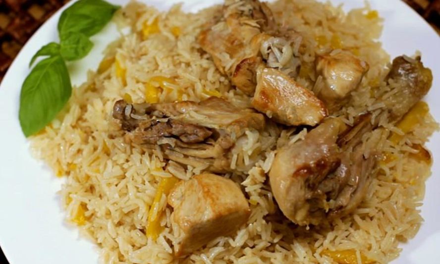 Рецепт диетического плова с курицей