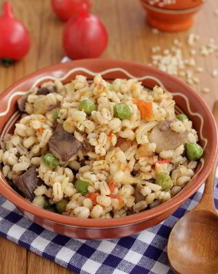Паэлья из перловой крупы и лесных грибов