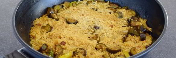 плов из булгура с баклажанами