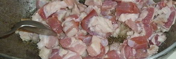 плов из свиной грудинки