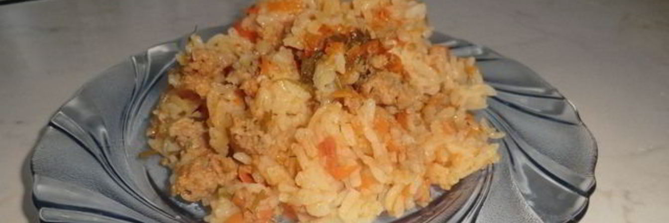 Плов с фаршем в мультиварке