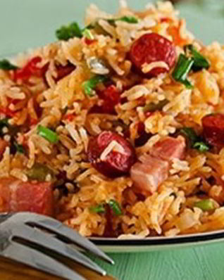 Плов с говядиной и копченостями