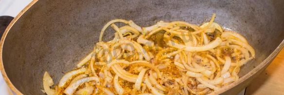 плов с курагой и изюмом