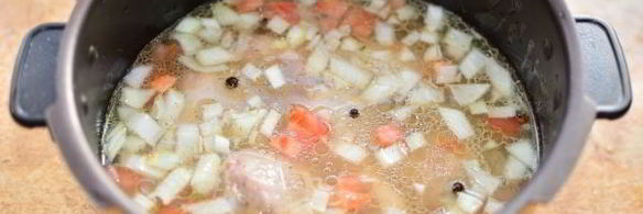 плов с куриными ножками в мультиварке