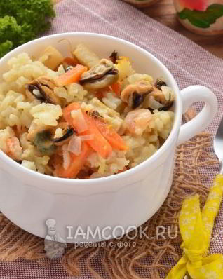 Плов с морепродуктами в мультиварке