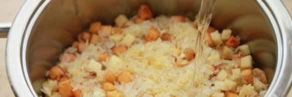 плов с тыквой и фруктами