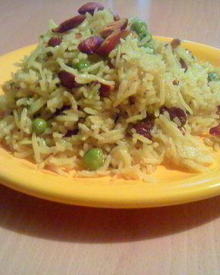 Плов с зеленым горошком