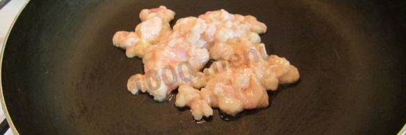 плов в кастрюле с курицей