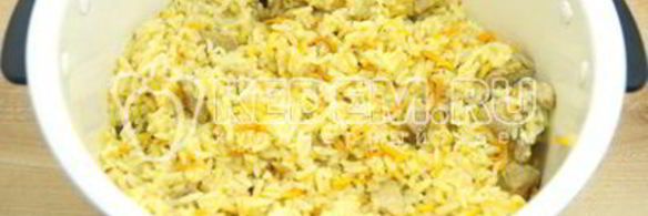 плов в мультиварке со свининой