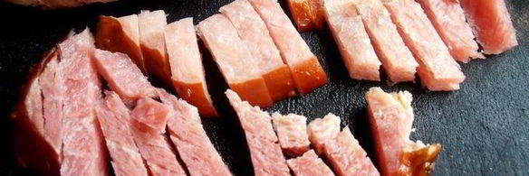 быстрое рагу с колбасками и фасолью