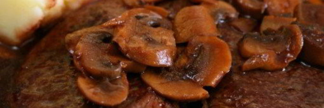 Грибное рагу с красным вином