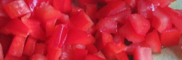 картофель, фаршированный мясным рагу с фасолью