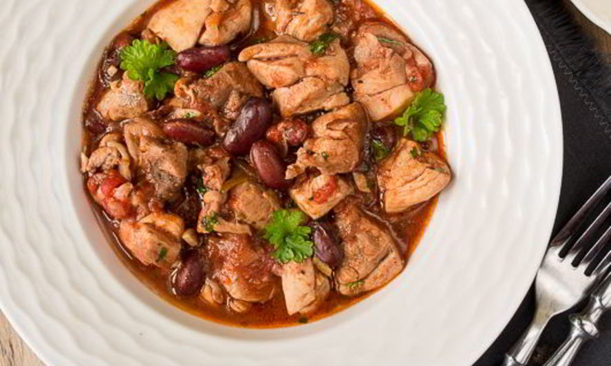 Рецепт куриного рагу с фасолью